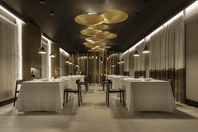 Los Mejores Planes para Disfrutar Marbella de Noche 3 restaurante de lujo en Marbella